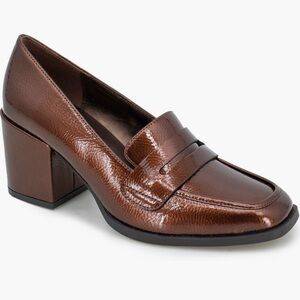 Kenneth Cole bronze loafer heels, NEW, 8.5